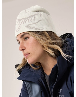 F24-X000006756-Bird-Head-Toque-Arctic-Silk-Rune-Hover