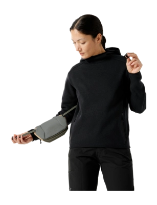 5---F24-X000009234-Mantis-1-Waist-Pack-Tatsu-Canvas-Black-Hover-_no-bg