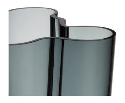2---1020907_iittalaemea_02_iittala_alvar-aalto-collection-vase-251mm-dark-grey