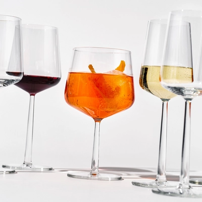3---1066372_iittalaemea_03_iittala_essence-cocktail-glass-63cl-2pc