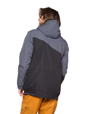 6711592_900_model_back-half_01