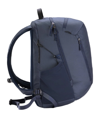4---Mantis-26-Backpack-Black-Sapphire-Side-Right-_no-bg