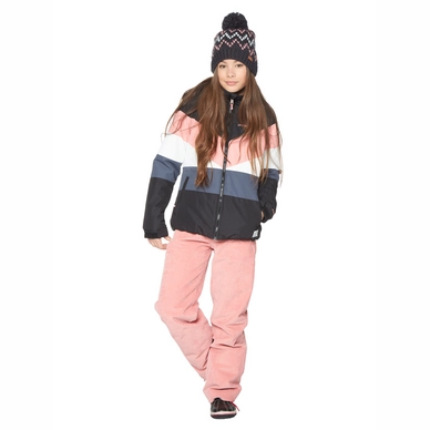 6910592_900_model_front-full_01
