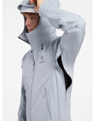 7---Beta-LT-Jacket-Lucent-Pit-Zip