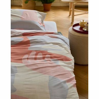 7---Hug_it_out_Duvet_cover_Multi_100056_165_LR_S3_P