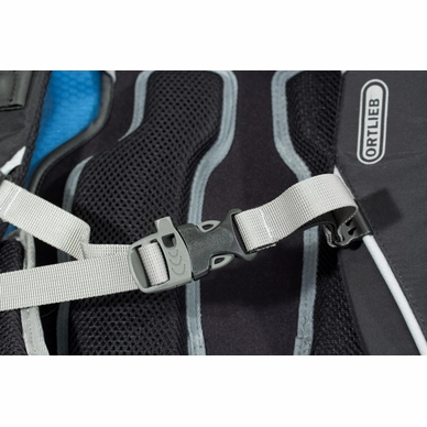 7---ORTLIEB-MOUNTAINX-R4903-DETAIL6