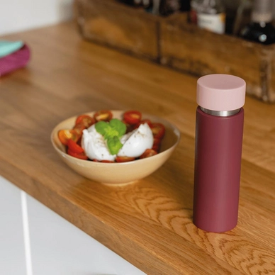 7---sa21_hazel_salt_and_pepper_muehle_ambiente_01_2021_1880x1060px_37a8490a_1000x1000
