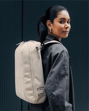 8---Freya_20Backpack_2016L_20Fogbow_20Beige_20rebranded_20on_20person