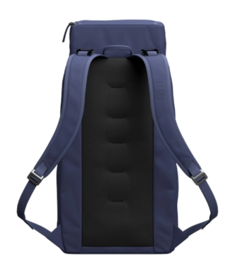 3---Hugger_2030L_20Blue_20Hour03-5-_no-bg