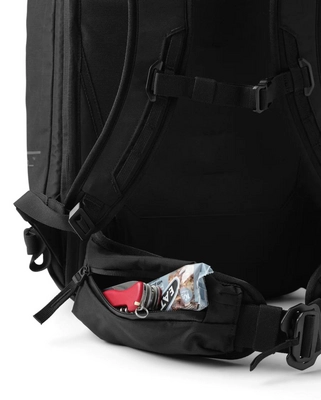7---Backcountry_Backpack_25L_Black_Out-9