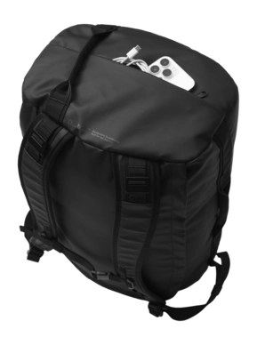 5---Roamer_Duffel_40L_packing_4-_no-bg