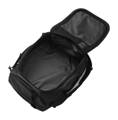 2---Roamer_Duffel_60L_packing_1-_no-bg