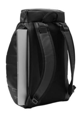 Hugger_20Backpack_2020L_20_20Line_20Cluster-8-_no-bg