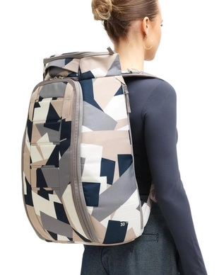 3---Hugger_20Backpack_2030L_20Line_20Cluster01