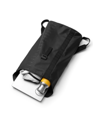 7---Essential_20Backpack_2012L_20Black_20Out08
