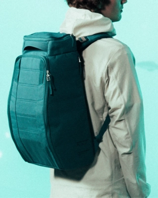 9---Hugger_20Backpack_2030L_20Midnight_20Teal-9