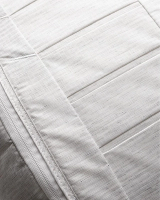 5---Hugger_Backpack_30L_Clean_Slate_10