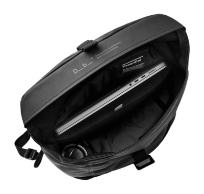 4---Essential_Backpack_12L_Black_Out03_800x