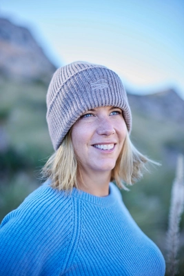essential-beanie-mid-beige (2)