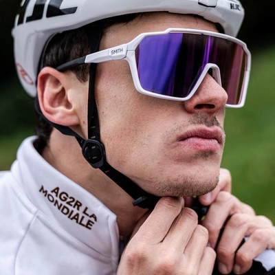 7---shift-xl-mag-sunglasses_white-cpVioletMirror_ls03