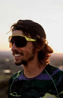 3---shift-split-mag-sunglasses_3col1
