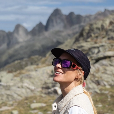 monroe-peak-sunglasses_wildChild_ls02