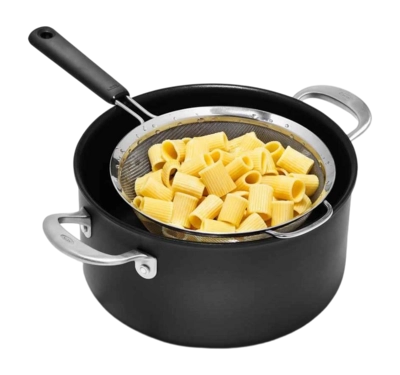 4---OXO-Zeef-voor-Pasta-_no-bg