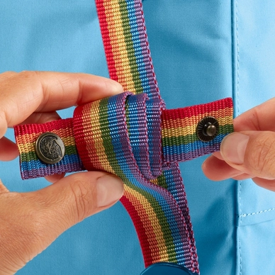 kanken_rainbow_mini_23621-508-907_g_detail_fjr