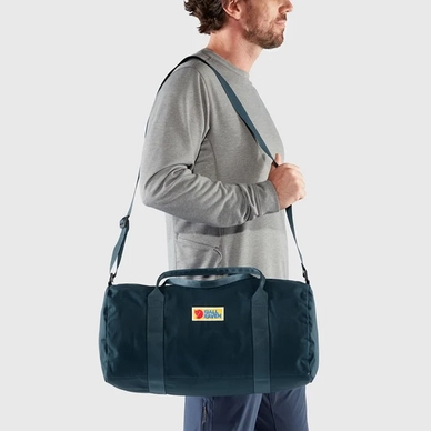 4---vardag_duffel_30_27243-638_c_model_fjr