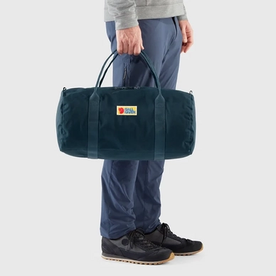 5---vardag_duffel_30_27243-638_e_model_fjr