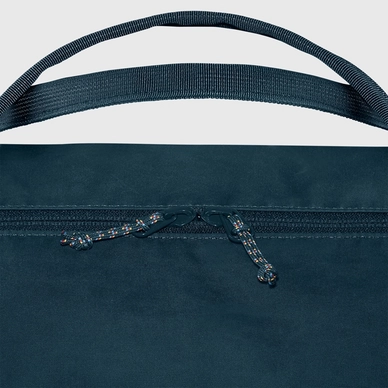 8---vardag_duffel_30_27243-638_h_detail_fjr