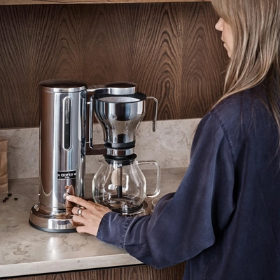 Aarke_CoffeeSystem_CoffeeMaker_interact_67091b9519adc9.62458317