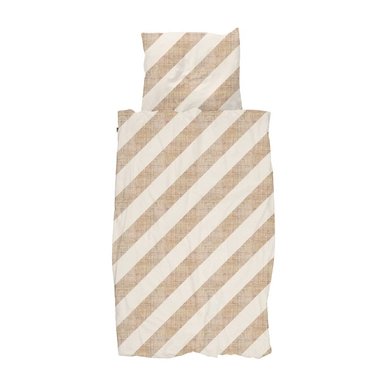 8---topshot-1-persoons_StrawStripes