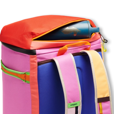 8---1200x1200png-HieloBackpackCoolerDelDia8_1100x
