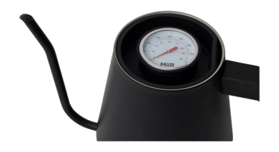 2---Pour_Over_Kettle_Black_Studio_0222_1_45_Deg_Lid__POK1SNOS002-_no-bg