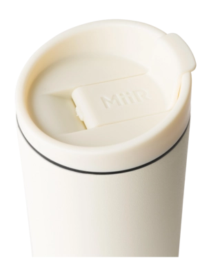 4---Flip_Traveler_12oz_Sandstone_White_Studio_1121_45_Deg-1-_no-bg