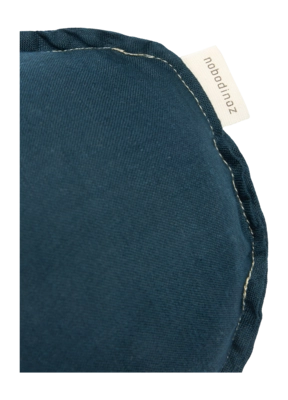 l1n0-emboridery-cloud-cushion-deep-blue-nobodinoz-3-8435574934376-_no-bg