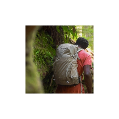 4---_0005_s24_hikelite26_tanconcretetidal_10005777_redwoods-32_-3_web_1