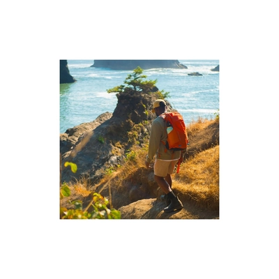 2---_0003_s24_hikelite18_koiorangeblueventure_10005774_redwoods-18_web_4
