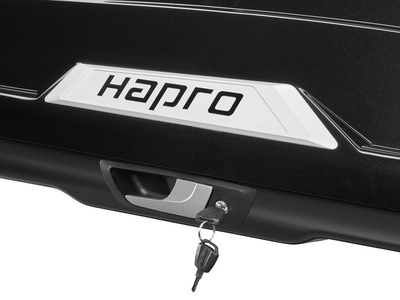 16---Trivor_560_Brilliant-Black_detail-grip-key