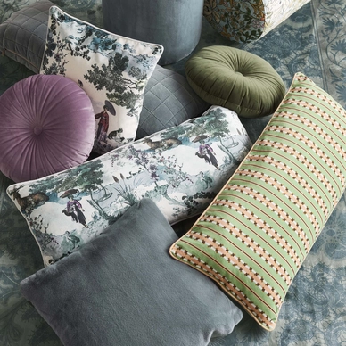 2---Colette_Cushion_Pure_White_100982_562_LR_S3_P