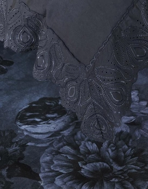3---flora_carpet_nightblue_101270_169_lr_d3_p