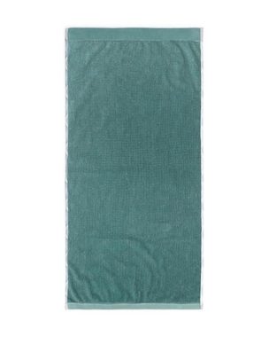 2---sol_guest_towel_comforting_green_101311_542_lr_pb1_p