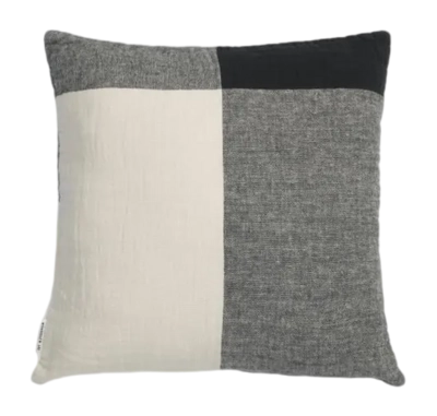 2---erlend_cushion_black_101632_105_lr_pb1_p-_no-bg-_no-bg