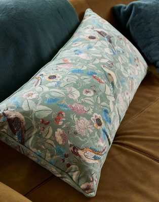 aleste_cushion_large_surf_green_101924_667_lr_s3_p