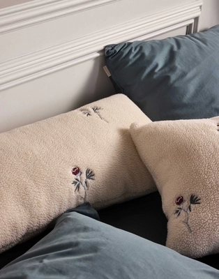 3---marisol_cushion_vanilla_101930_292_lr_d2_p