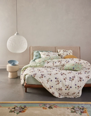 2---Fiora_Cushion_Subtle_green_102334_679_LR_S1_P