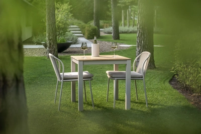 3---db9b060cb9f1c60cd18972eddee23dae7cac67ef-2024-yoi-aluminium-teak-arashi-dining-table-vadella-dining-chair-without-armrest-salix