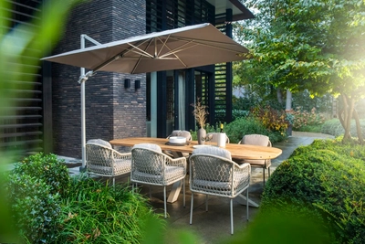 3---Yoi-cavalo-parasol-brons-naturel_1044x696