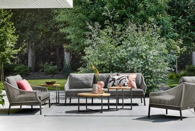 2---2021_Apple-Bee_Bijou-Lounge_Website-2560x1400_001-1024x690 (1)